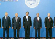 9��13�գ��Ϻ�������֯��Ա��Ԫ�׵Ⱥ�Ӱ