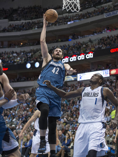 ����ʱ��11��30�գ�ɭ���Ƕ���Ա�շ��ϣ��ڱ��������������գ���һ��NBA�������У�����˹Сţ��������106��112���������մ�ɭ���Ƕӡ��»��緢