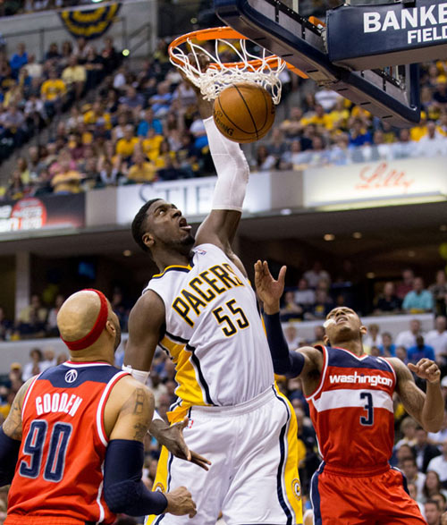 ����ʱ��5��7�գ������߶���Աϣ���أ��ϣ��ڱ����п�����     ���գ���2013��2014����NBA����������������ڶ��������У�ӡ�ڰ��ɲ����߶�������86��82սʤ��ʢ����Ŷӣ������ܱȷ�1��1ƽ�� �����㣨�»��緢��