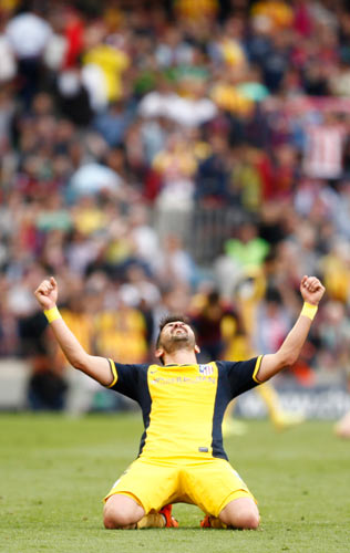 ����ʱ��5��17�գ������ﾺ������Ա�������ڱ�������ף�����գ���2013��2014��������������׼���������ʮ���ֱ����У������ﾺ���ӿͳ���1��1սƽ�������Ƕӣ��Ի�90�ֵĳɼ���ñ������ھ��������������㣨�»��緢��