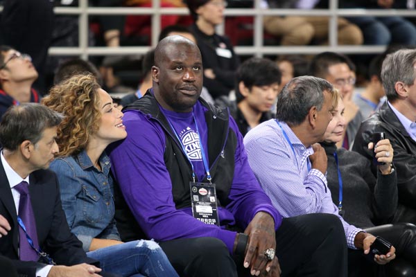 10��15�գ�ǰNBA���ǰ�������У��ڳ��߹ۿ����������գ��ڱ�������������ݾ��е�2014-2015����NBA��ǰ���У���³���������Ӿ�����ʱ����129��117սʤ���������й����ӡ��»�����߰�ѩ����