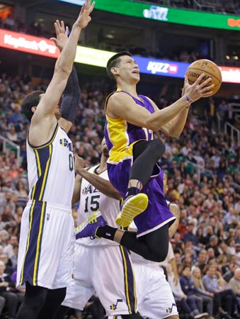 ����ʱ��1��16�գ����˶���Ա��������ң��ڱ��������������գ���2014��2015����NBA����������ְҵ�������������У���ɼ�����˶ӿͳ���85��94����������ʿ�ӡ��»��緢