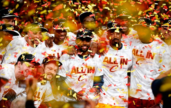 ʱ526գʿԱ佱ʽϡգ20142015NBAְҵУʿ11888սʤӥӣܱȷ40ܾ»緢