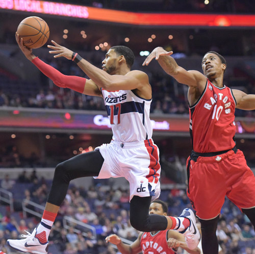 ����ʱ��1��8�գ���Ŷ���Ա̹�ն������ڱ��������������գ���2015��2016����NBA����������ְҵ�������������У����׶������ӿͳ���97��88սʤ��ʢ����Ŷӡ��»�����߱�������