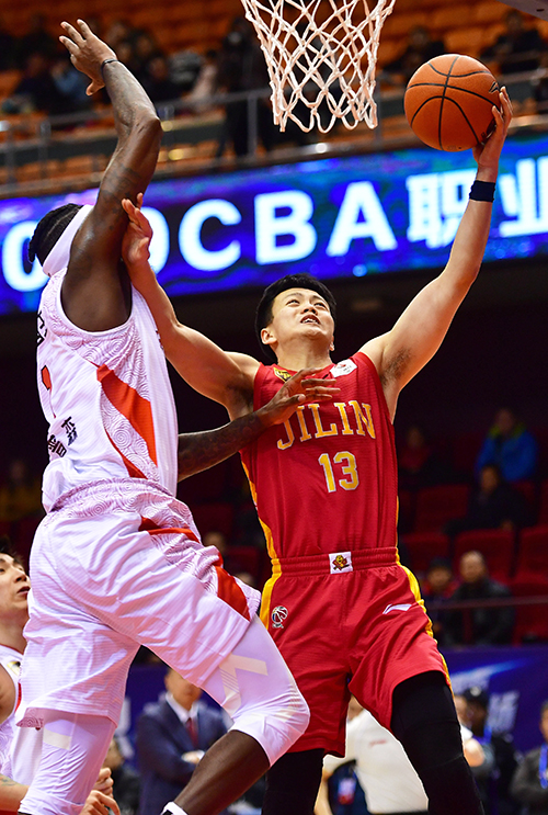 ���ֶ���Ա�����ǣ��ң��ڱ�����ͻ��������Ӱ���»������ ���