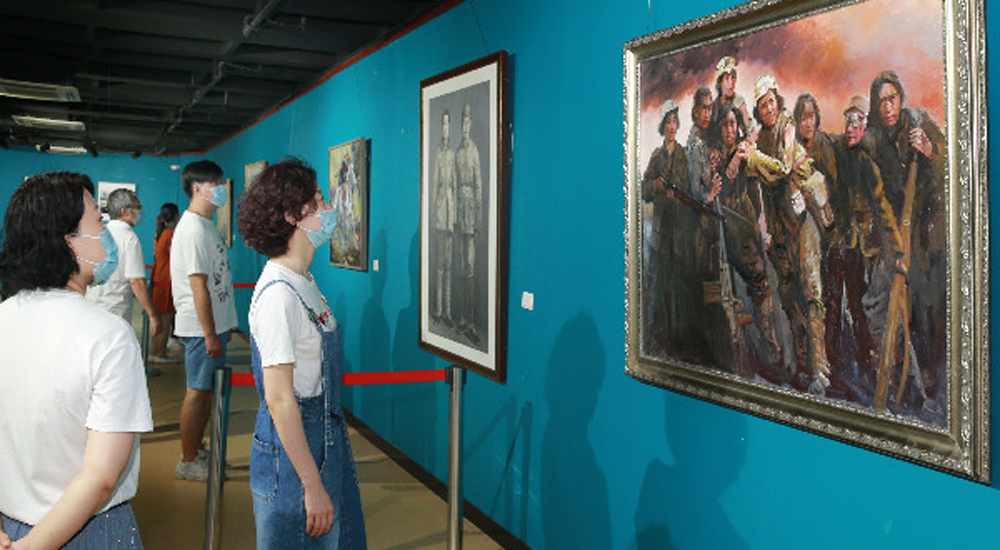 天津市紀念中國人民抗日戰爭勝利75周年群眾優秀作品展在群藝館開展