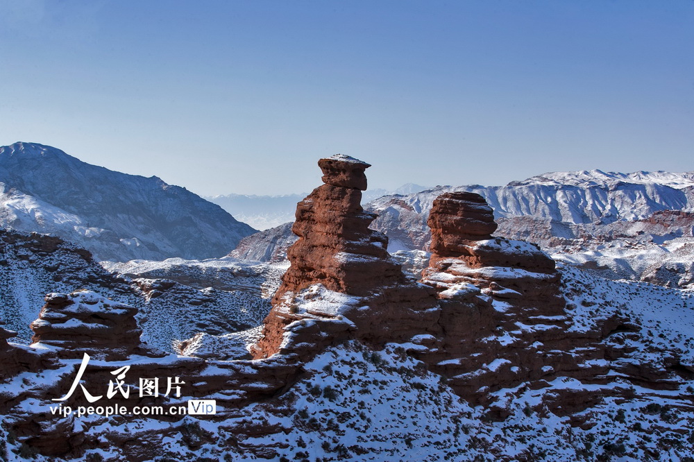 近日拍攝的張掖平山湖大峽谷壯美景色。