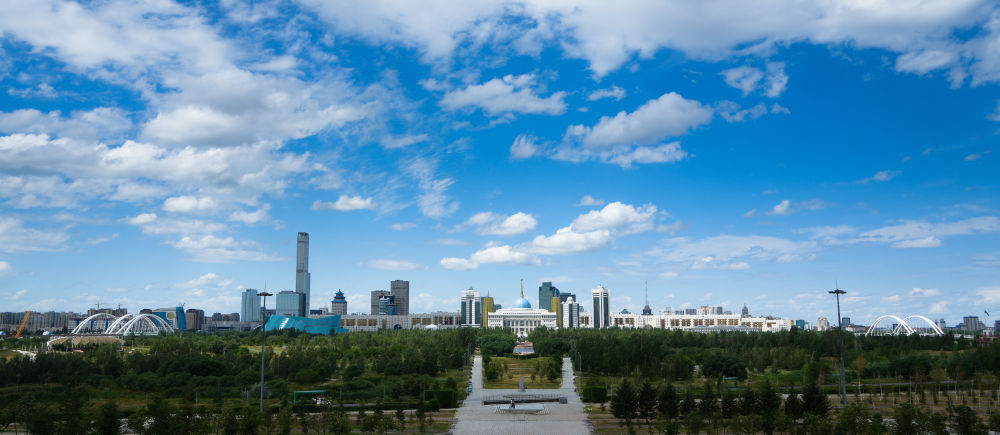这是在哈萨克斯坦首都阿斯塔纳拍摄的城市天际线（2024年7月1日摄）。新华社记者 王建华摄