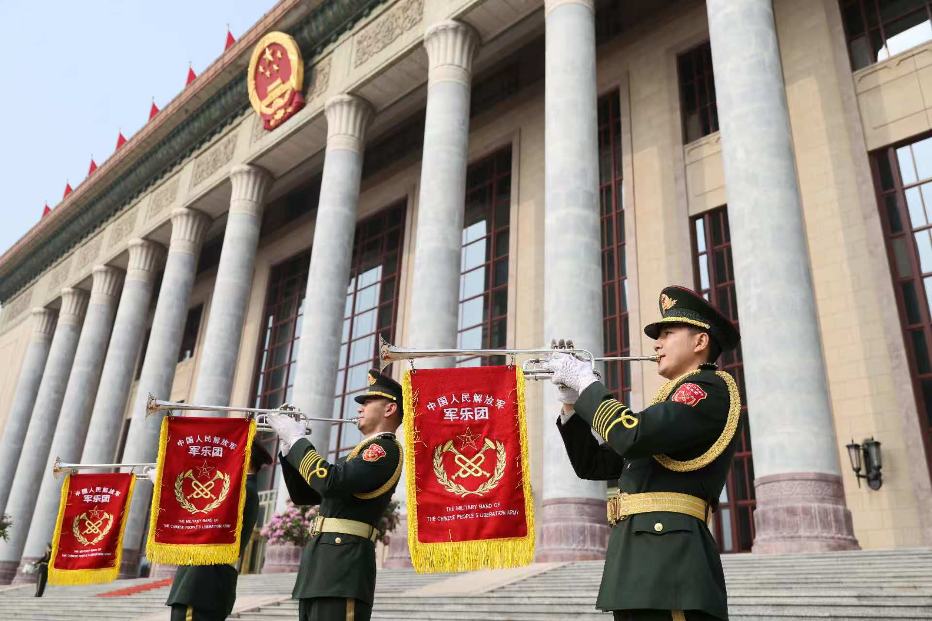 摄影：肖翊