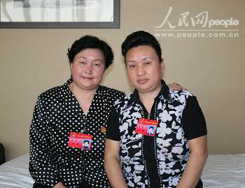 <em>草原</em>英雄<em>小姐妹</em>龙梅、玉荣为人民网题词--时政