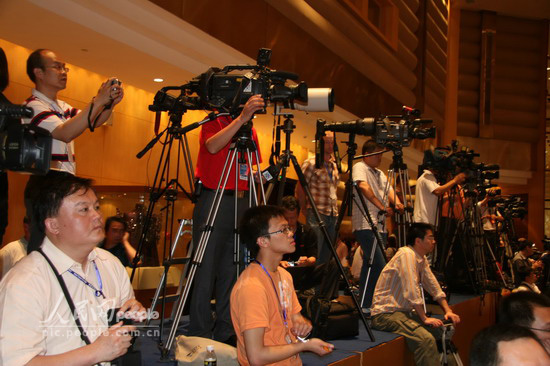 博鳌亚洲论坛举行开幕式实时报道:现场记者们