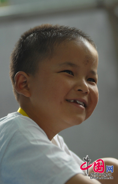 姚明身边神秘小旗手林浩+最大 意外 传递最深