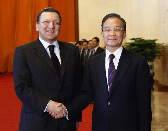 温家宝与欧盟委员会主席巴罗佐举行会谈