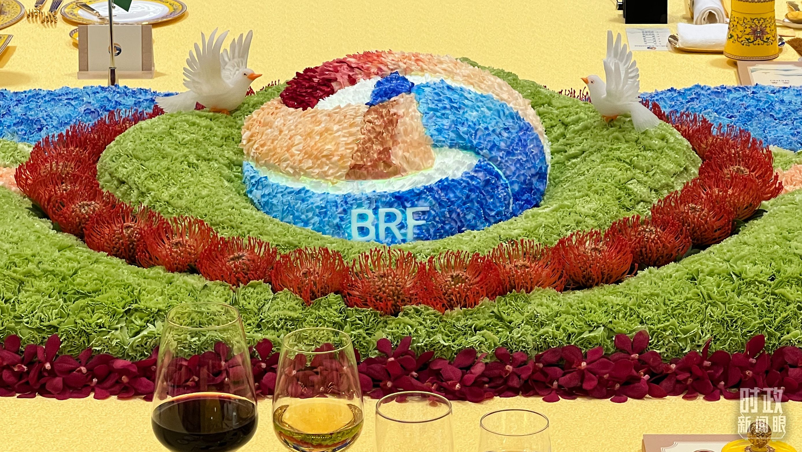 ɫֳɫװΡ̨Ӽ㣩