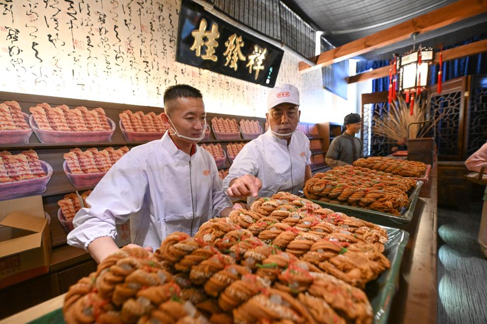 這是天津桂發祥十八街麻花文化館內一景（2023年6月8日攝）。新華社記者 孫凡越 攝