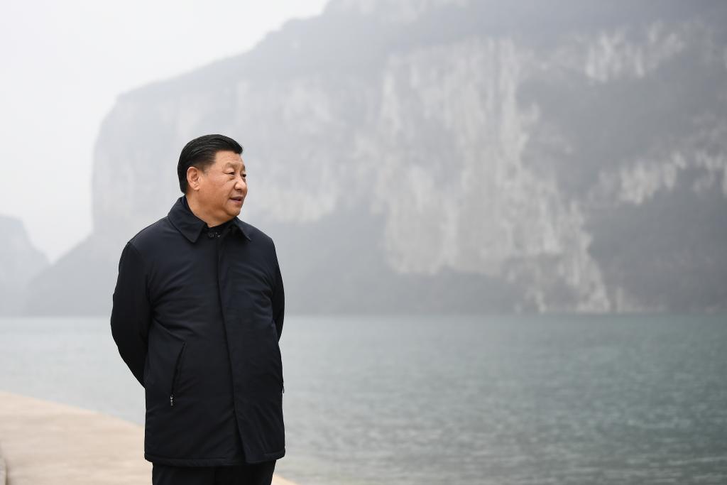 2021年2月3日，習近平總書記來到畢節市，實地察看烏江六沖河段生態環境。新華社記者 謝環馳 攝