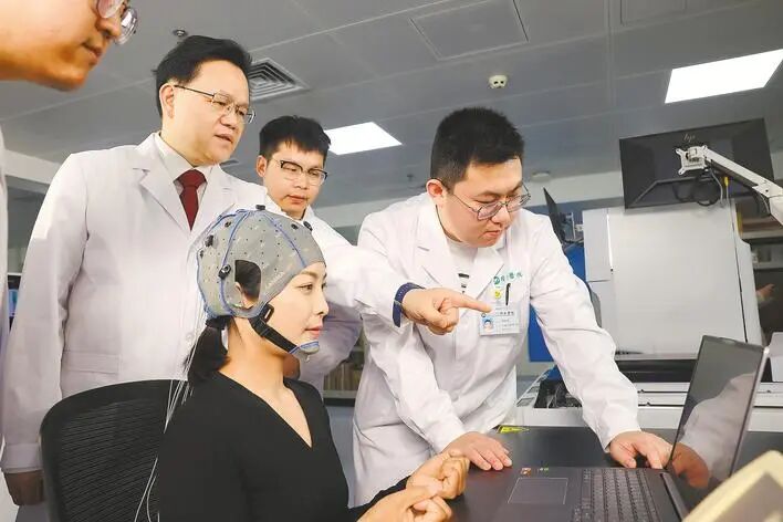 武汉同济医院脑机接口研究型病房启用